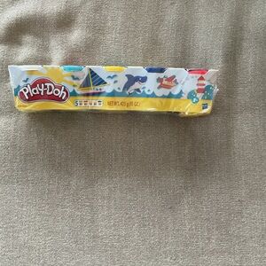 Play-Doh Classic 5-Pack Modeling Clay - Red, Yellow, Blue, White, Pink